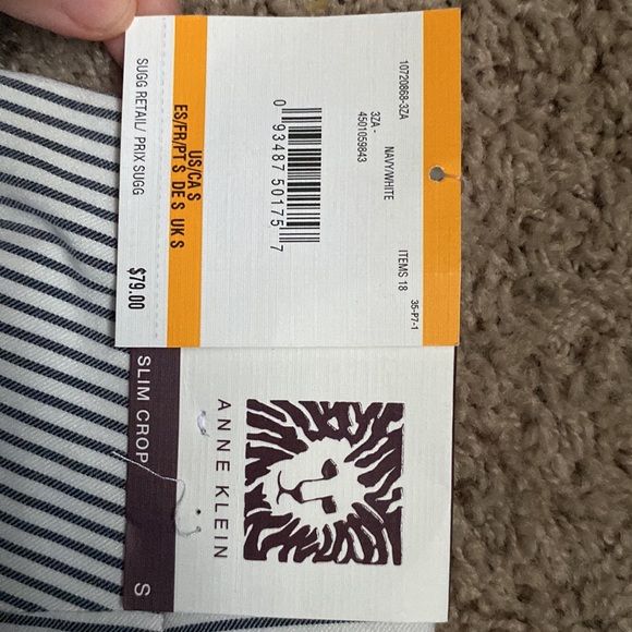 NWT Anne Klein Women's Stretchy Striped Slim Cropped Pants Small - Picture 4 of 4